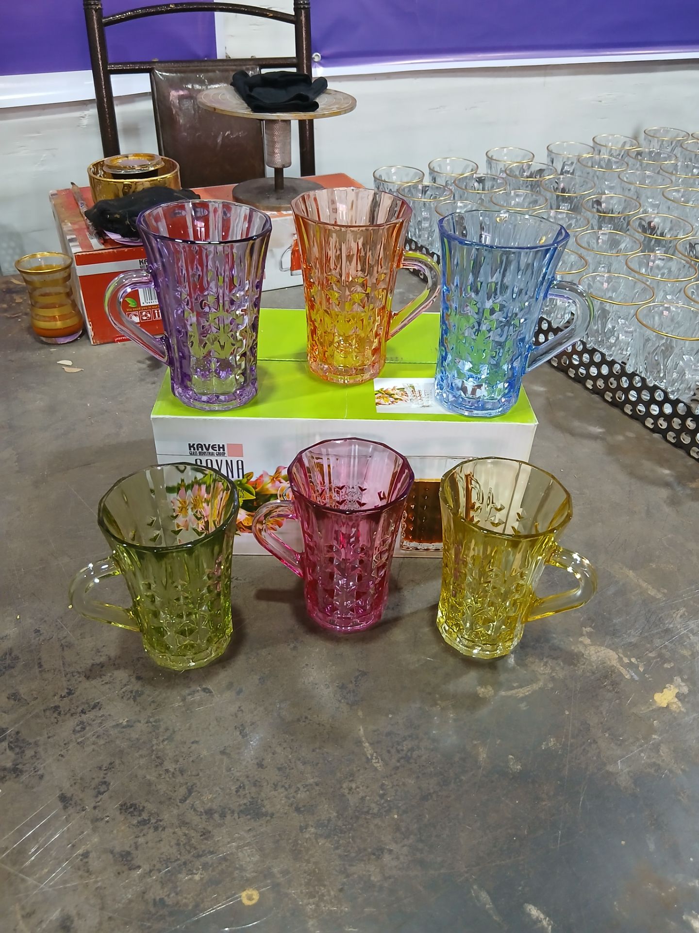 استکان چای خوری رنگی دسته دار
